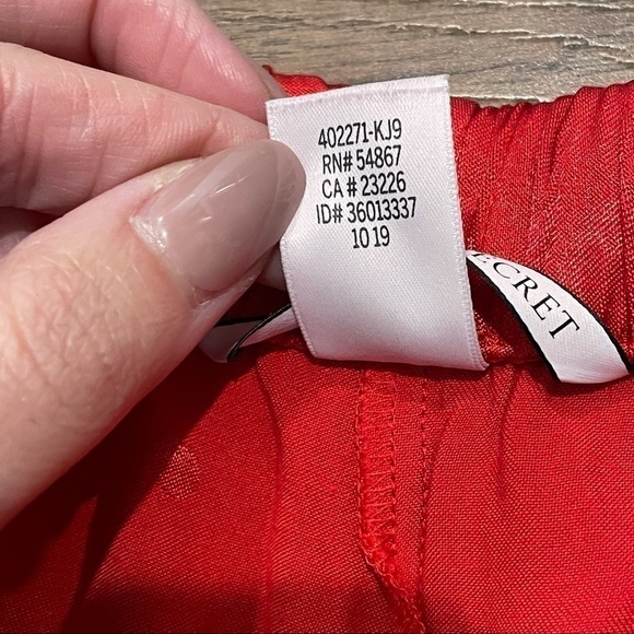 Victoria’s Secret Red Polka Dot Valentines Day Sleep Shorts - Picture 7 of 8